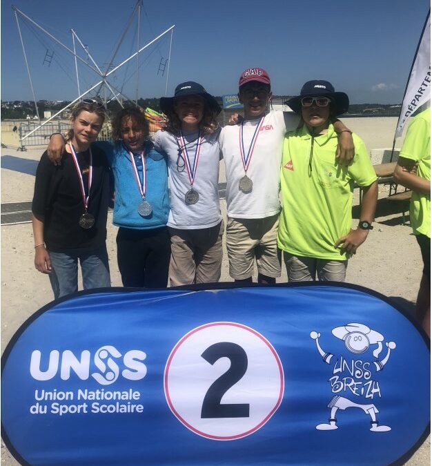 Des élèves du collège vice-champion de France UNSS de planche à voile